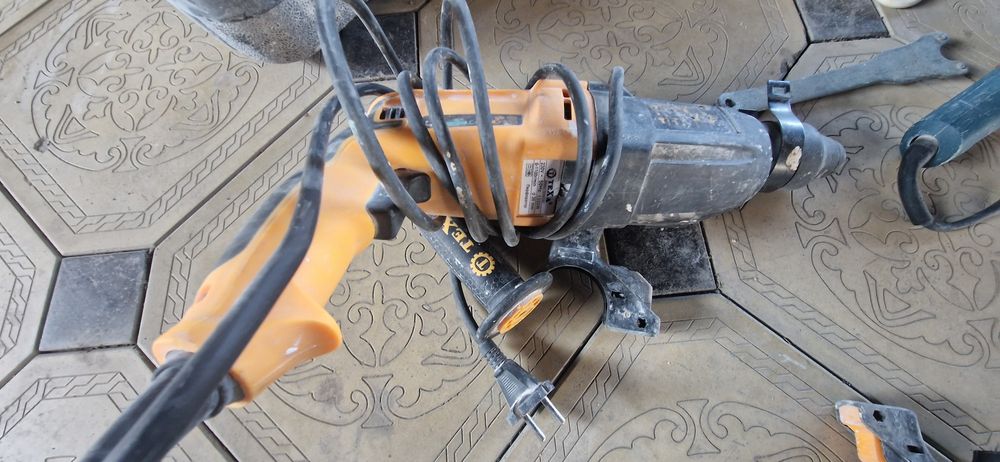 Болгарка перфоратор инструменты