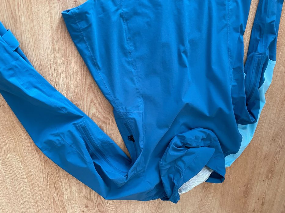 Geaca ploaie, vant Vaude, Ortovox, Salewa