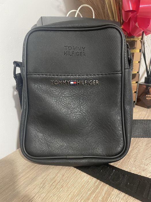 Чанта на Tommy Hilfigher