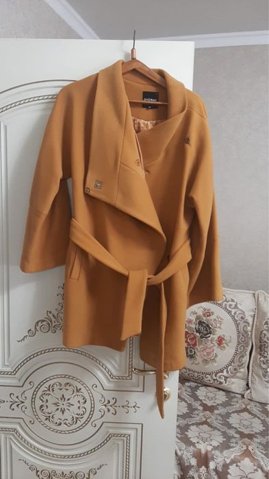 Продам драповое пальто