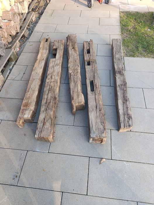 Grinzi vechi de stejar