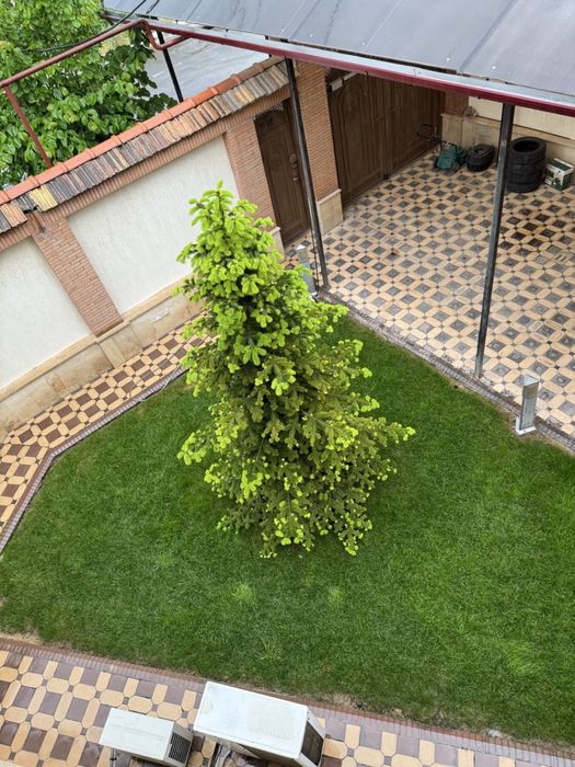 Дом свой 4 сотки бассейн сауна красивый двор