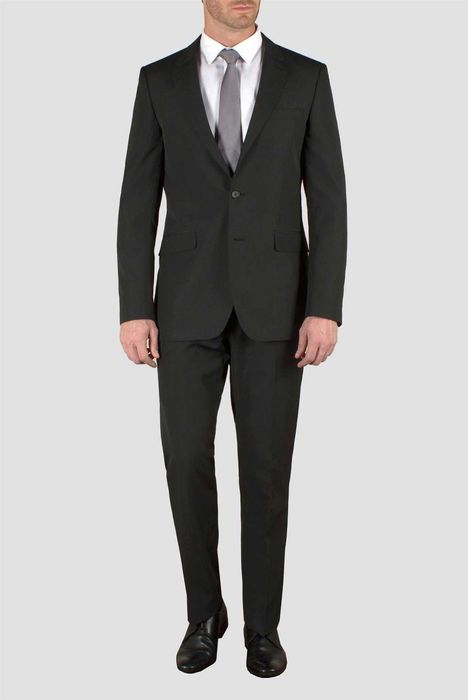 Пиджак с брюками от датского бренда Bruuns.