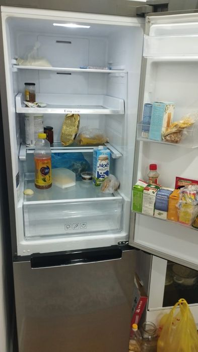 Продам холодильник 70000