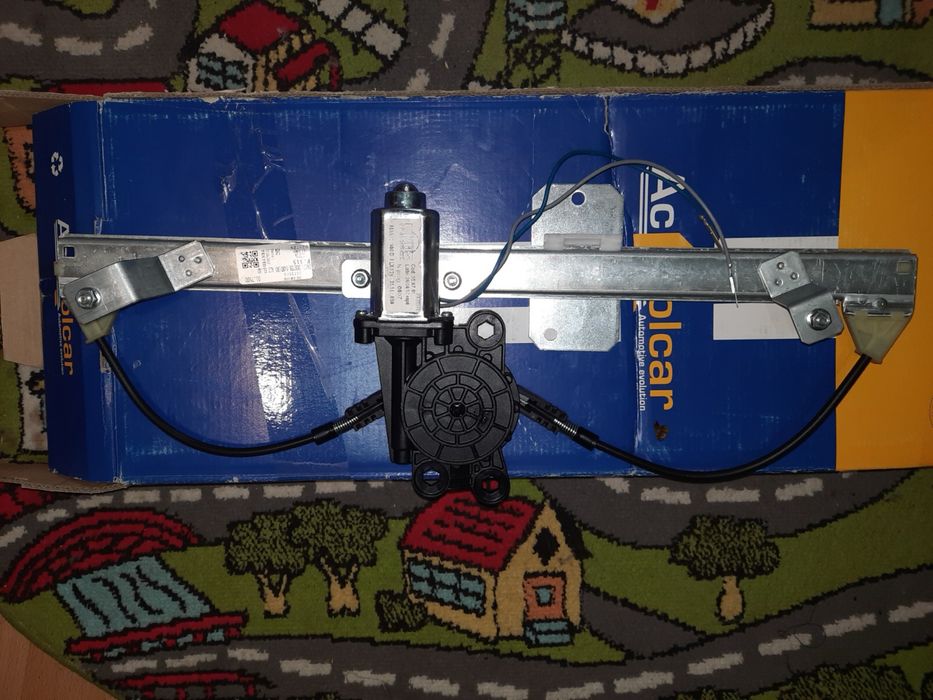 Macara geam electrica fata dreapta Sandero/Duster