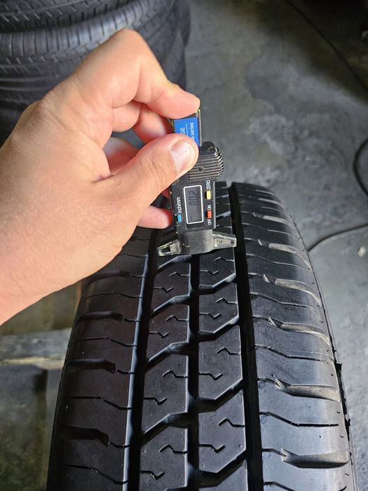 1 anvelopa vara 195 65 15 Pirelli