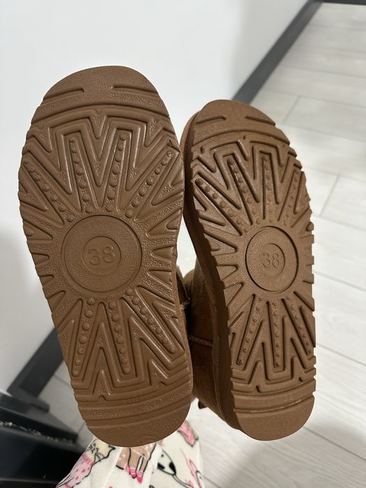 Чисто нови Ugg 38номер и токчета 37номер