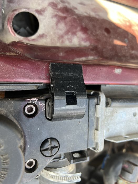Крепления для радиатора BMW E34