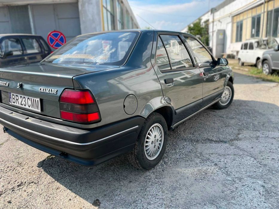 RENAULT 19 1992 — imagine 2