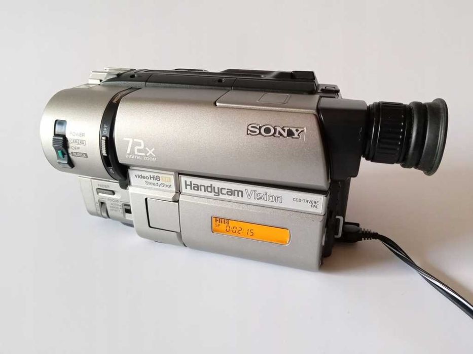 Camera filme casete Hi8, video8 impecabila