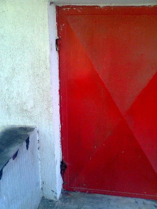 Ușă de garaj din tabla groasa