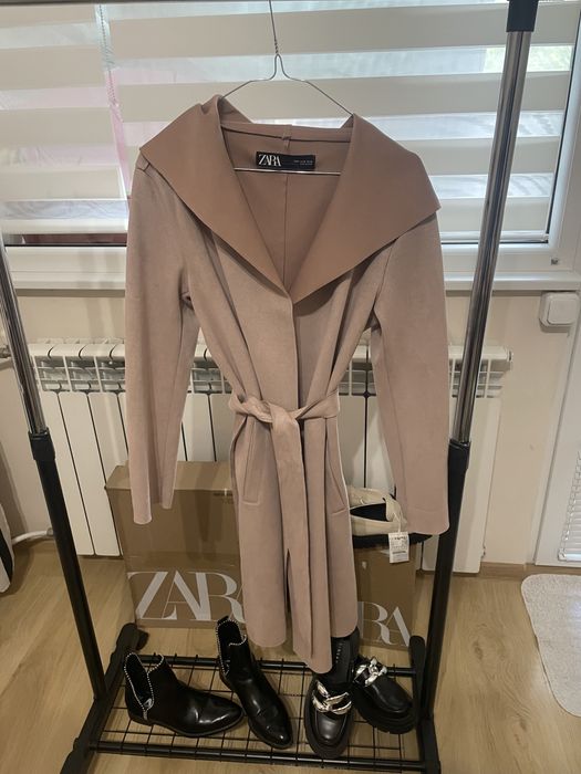 Коледни намаления на якета и палта Зара, Манго, Примарк