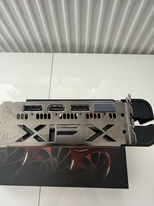 Rx 5600 XT XFX 6 gb Vram