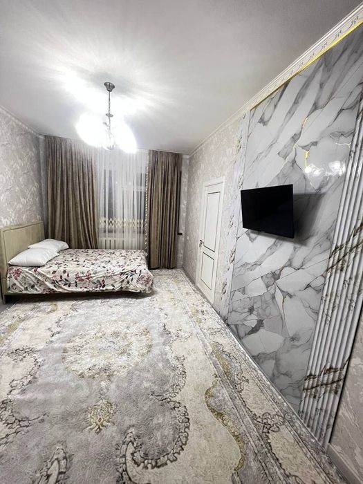 Продаю 1 комнатную квартиру метро М. Улугбек