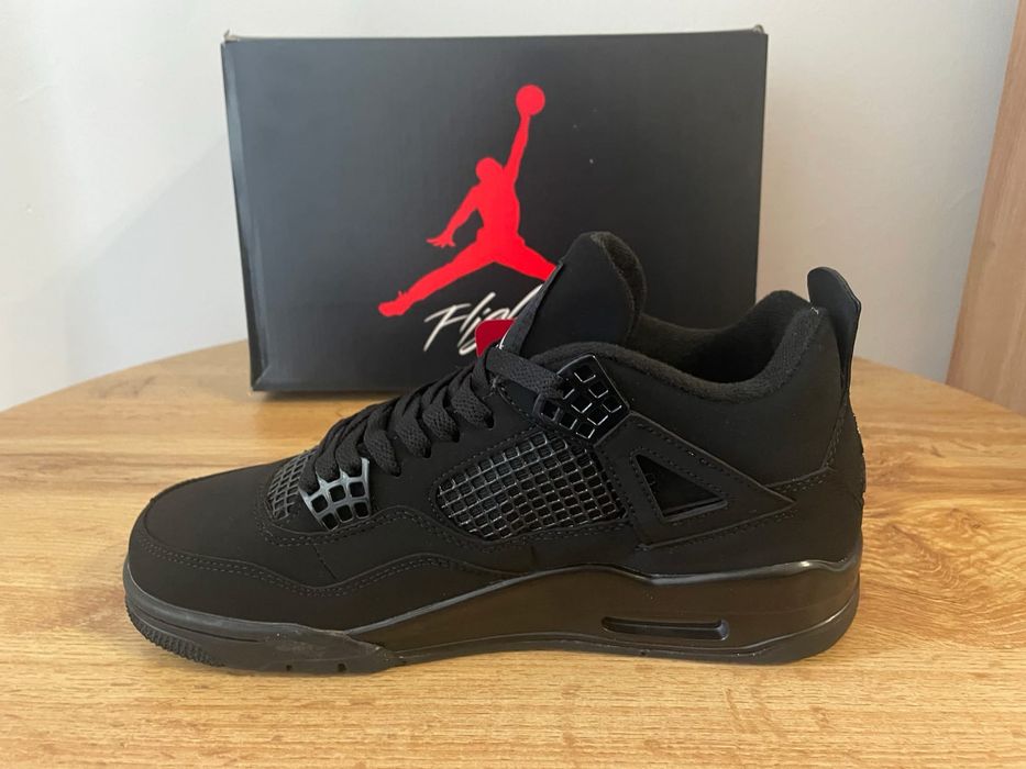 NIKE Air Jordan 4 Black Cat nr 42 - 44