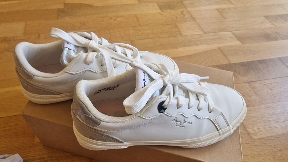 Adidasi Pepe Jeans marimea 35