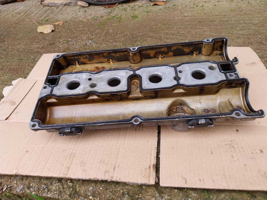 Цилиндрова глава за двигател x18xe1, картер, капак клапани, масл помпа