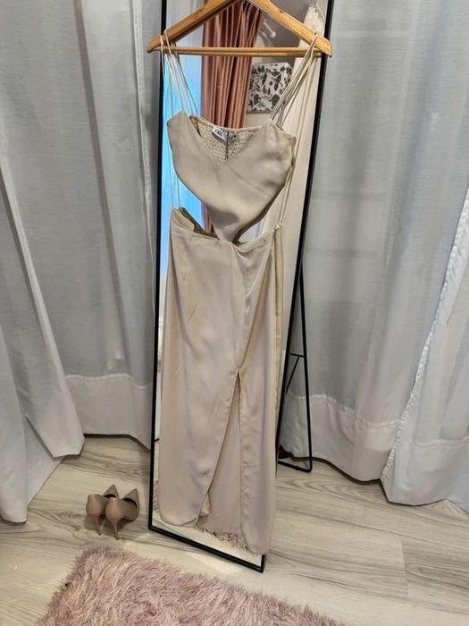 Rochie midi de vară crem bej mix de in cut out Zara mărimea S