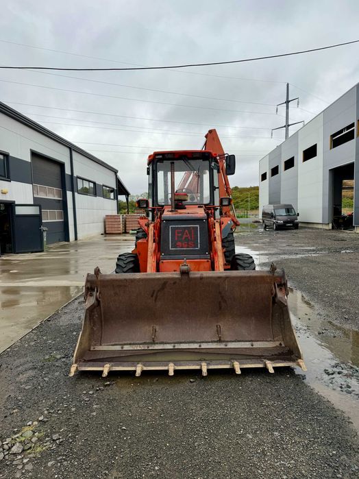 Buldoexcavator Komatsu FAI 96 S