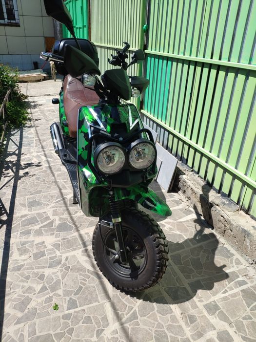 Мопед скутер бабочка