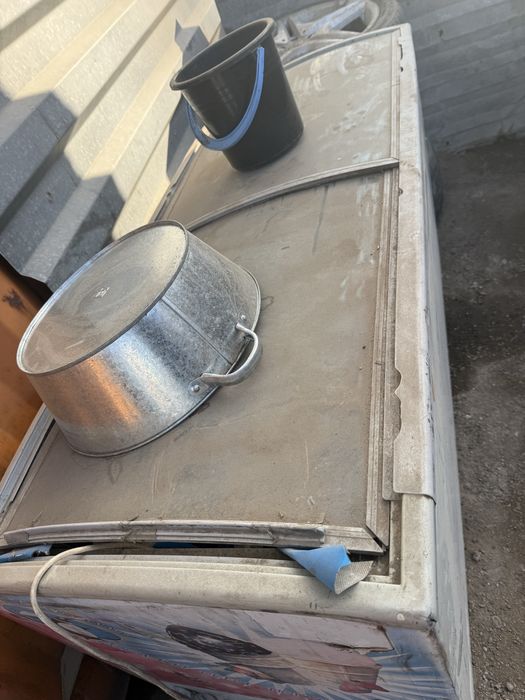 Морозильник на запчасти может