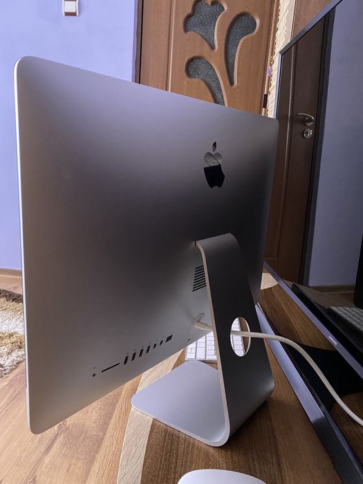Apple iMac 21.5” 4K Retina