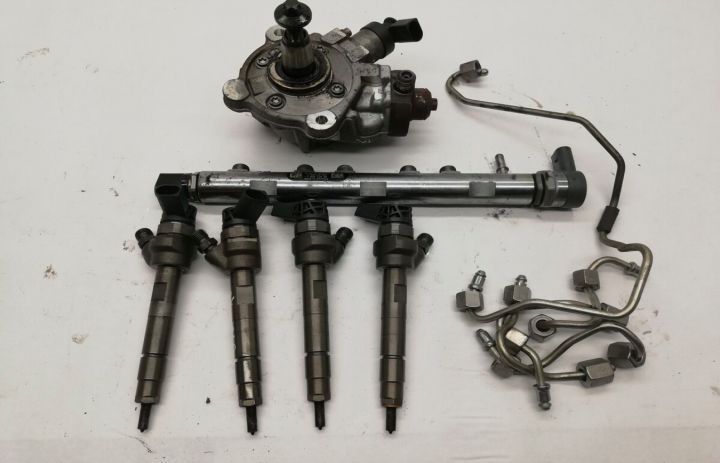 Injectoare 2.0D N47 184Cp 7810702 BMW Seria 2 F22/F23 [2013 - 2017]