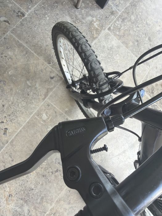 Bicicleta full suspension de copii