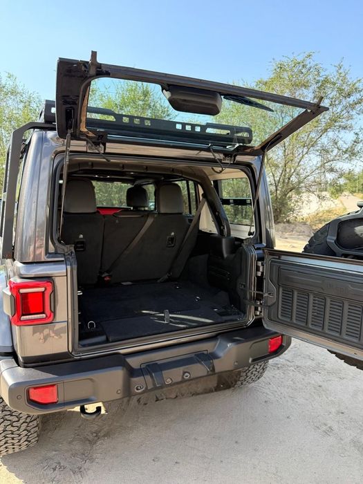 Jeep wrangler 2021г