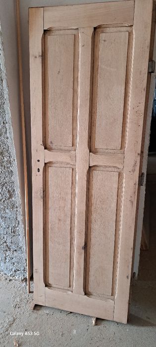 Usi lemn masiv de stejar