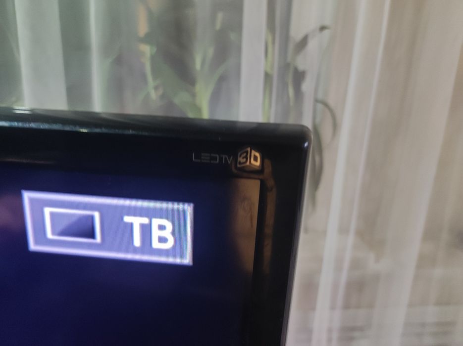 Продам телевизор Самсунг