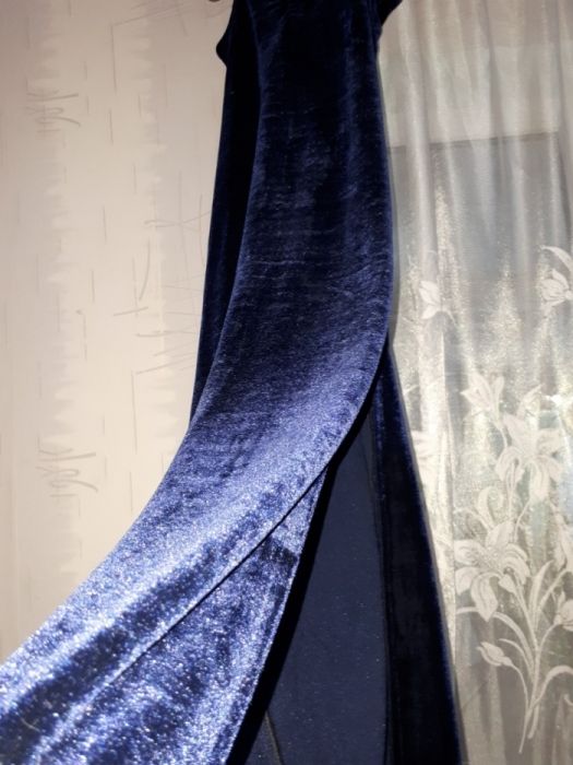 Платье бархатное длинное