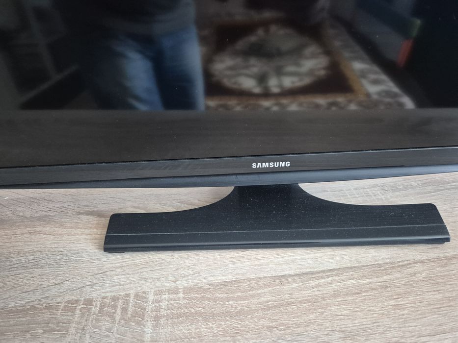 Tv Samsung UE32J4100AW