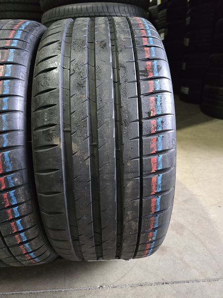 305/30/20//245/35/20 MICHELIN