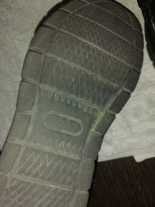 Туфли чёрные 37 размер