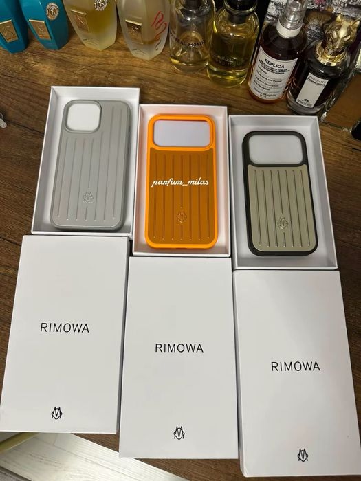 Rimowa чехол на 17 pro