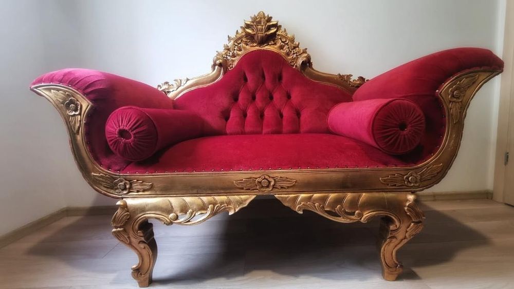 Canapea stil baroc – Lemn masiv, pictata manual, catifea