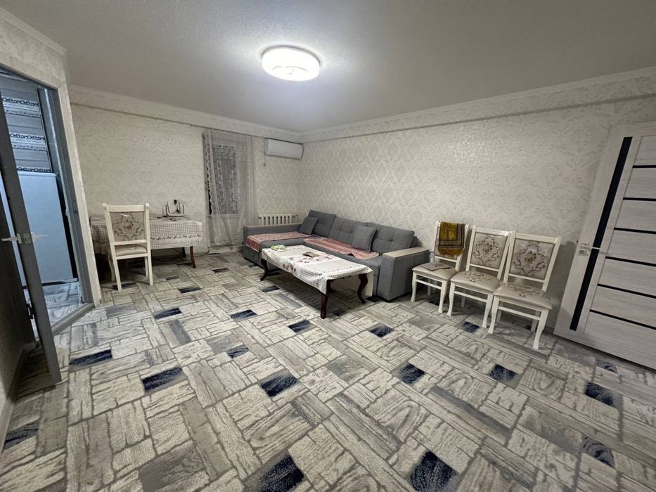 Сдается квартира на метро Космонавтов