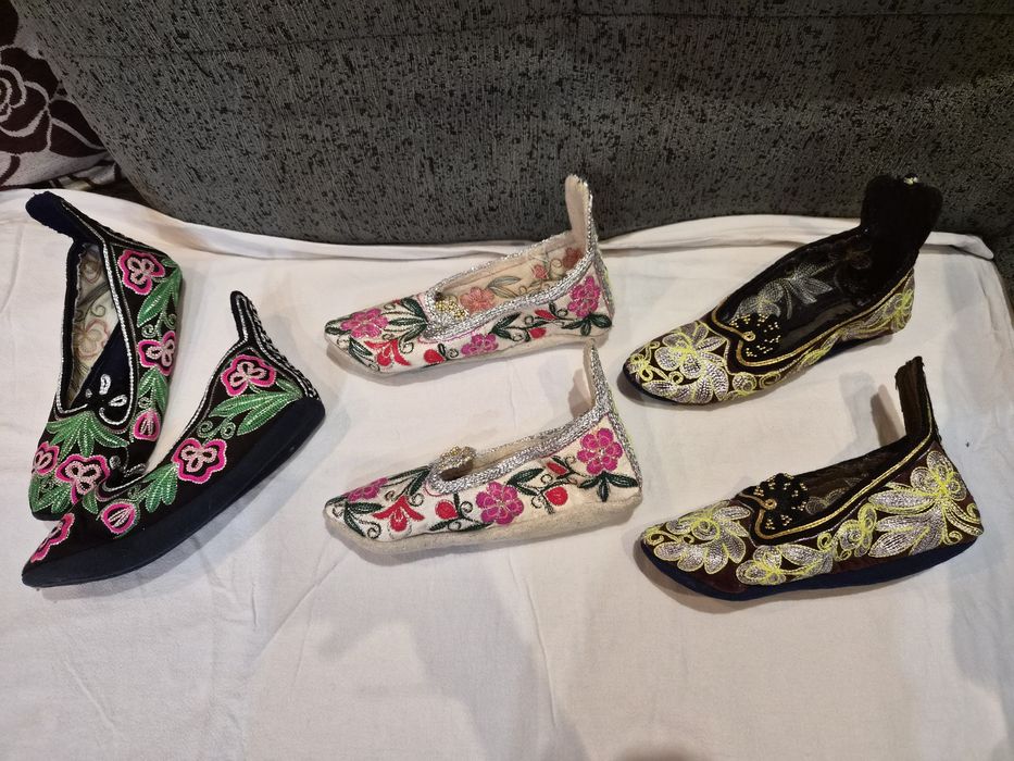 Родопски шити терлици