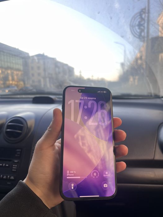 Продам iPhone 15 Pro