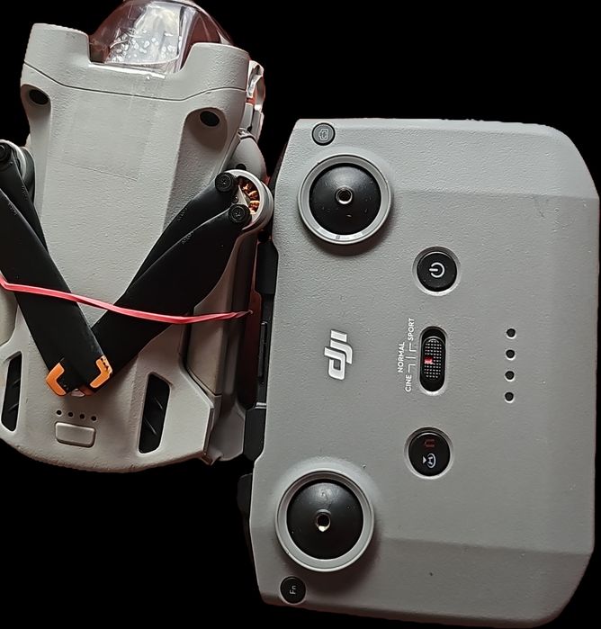 Drona DJI Mini 3 Pro pentru piese