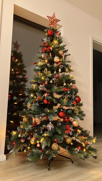 Vând brad artificial