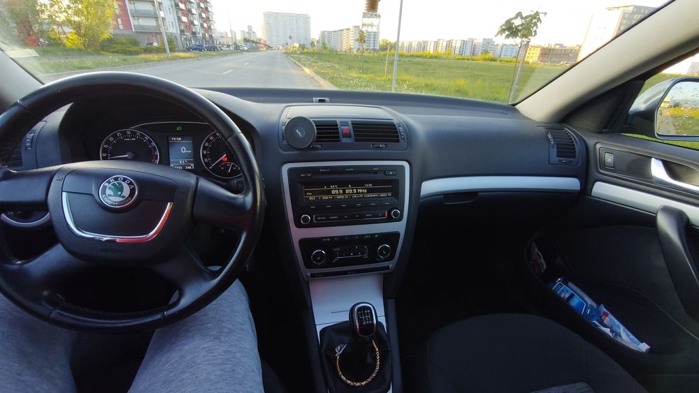 Skoda Octavia 2 facelift 2011 2.0 TDI 140 CP E5 WEBASTO