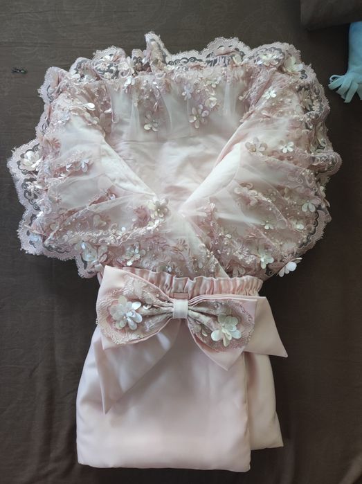 Продам конверт на выписку