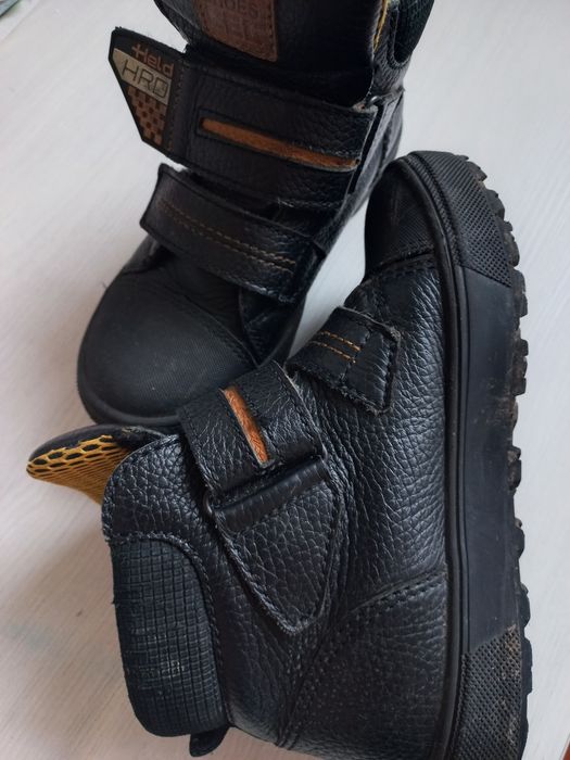 Продам полуботинки детские