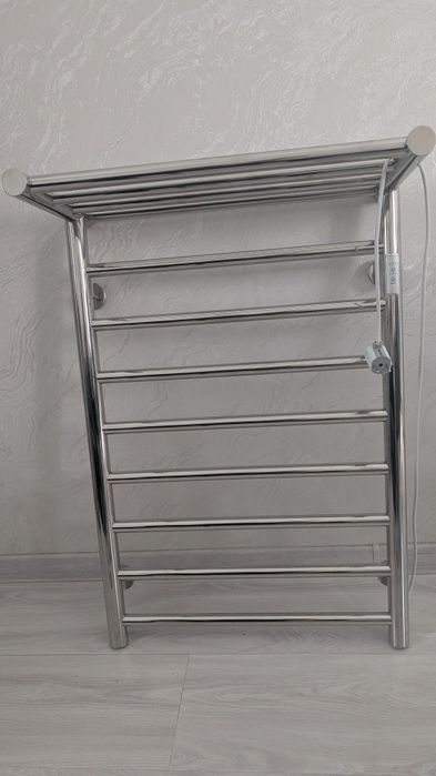 Полотенцесушитель. Сушка для белья электрическая с выбором режимов.