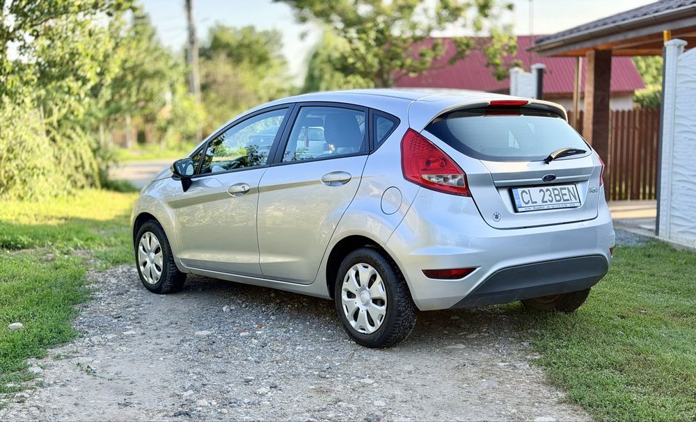 FORD Fiesta 2010 — imagine 3