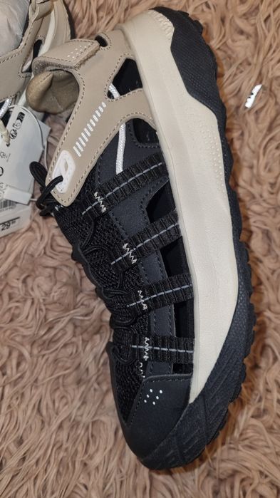 Zara нови летни маратонки и черни топли Зара - 36 н