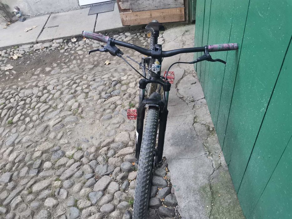 Vând Rockrider st500