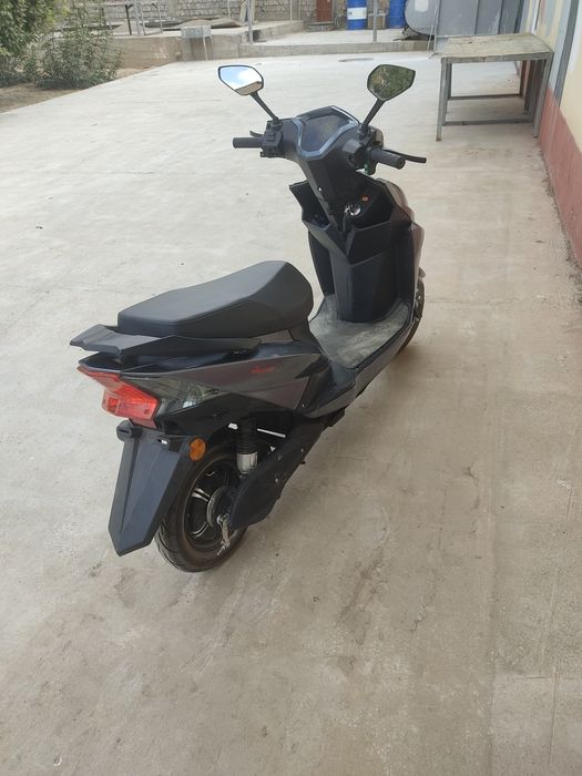 Скутер Электрический на 1 КвТ
